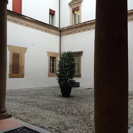 Tl Palazzo Fantuzzi Διαμέρισμα